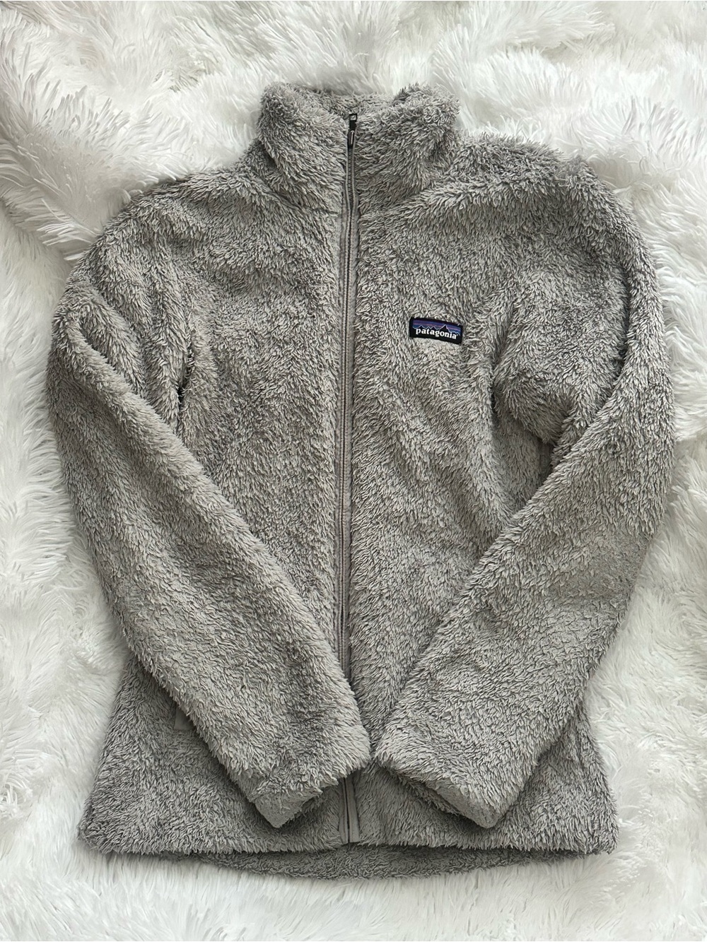 Patagonia Women's Light Gray Teddy Fleece Full-Zip Jacket